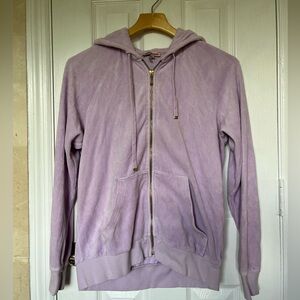 Juicy Couture | Velour Light Purple Zip-Up Hoodie with Gold Hardware - size M